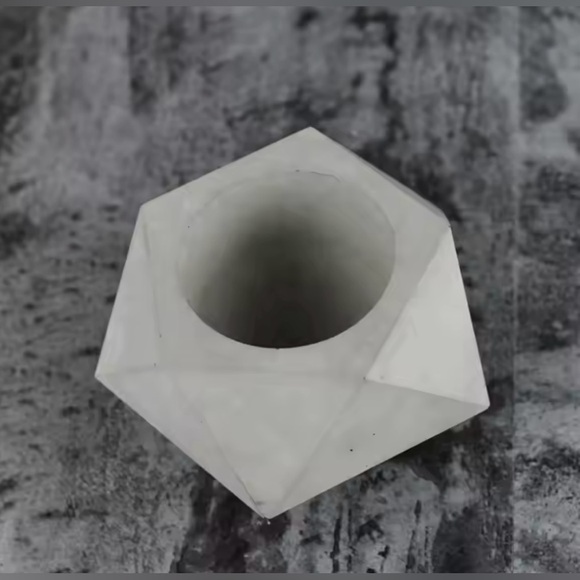 2-pcs Concrete Isohedron Planter/Pot/Votive/Spice Holder Handmade MCM #0920247 - Picture 10 of 10